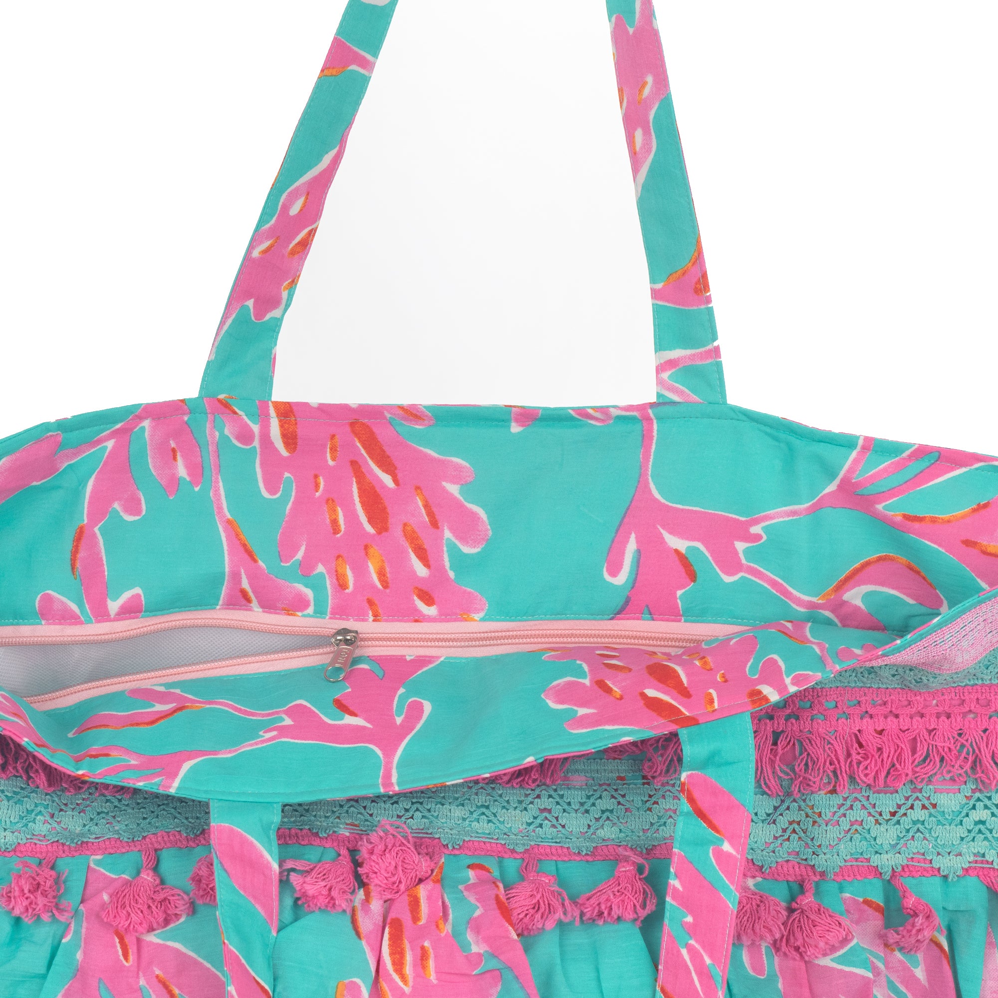 Mala  saco Pinko com duas alças, estampado da marca Isla Bonita pormenor