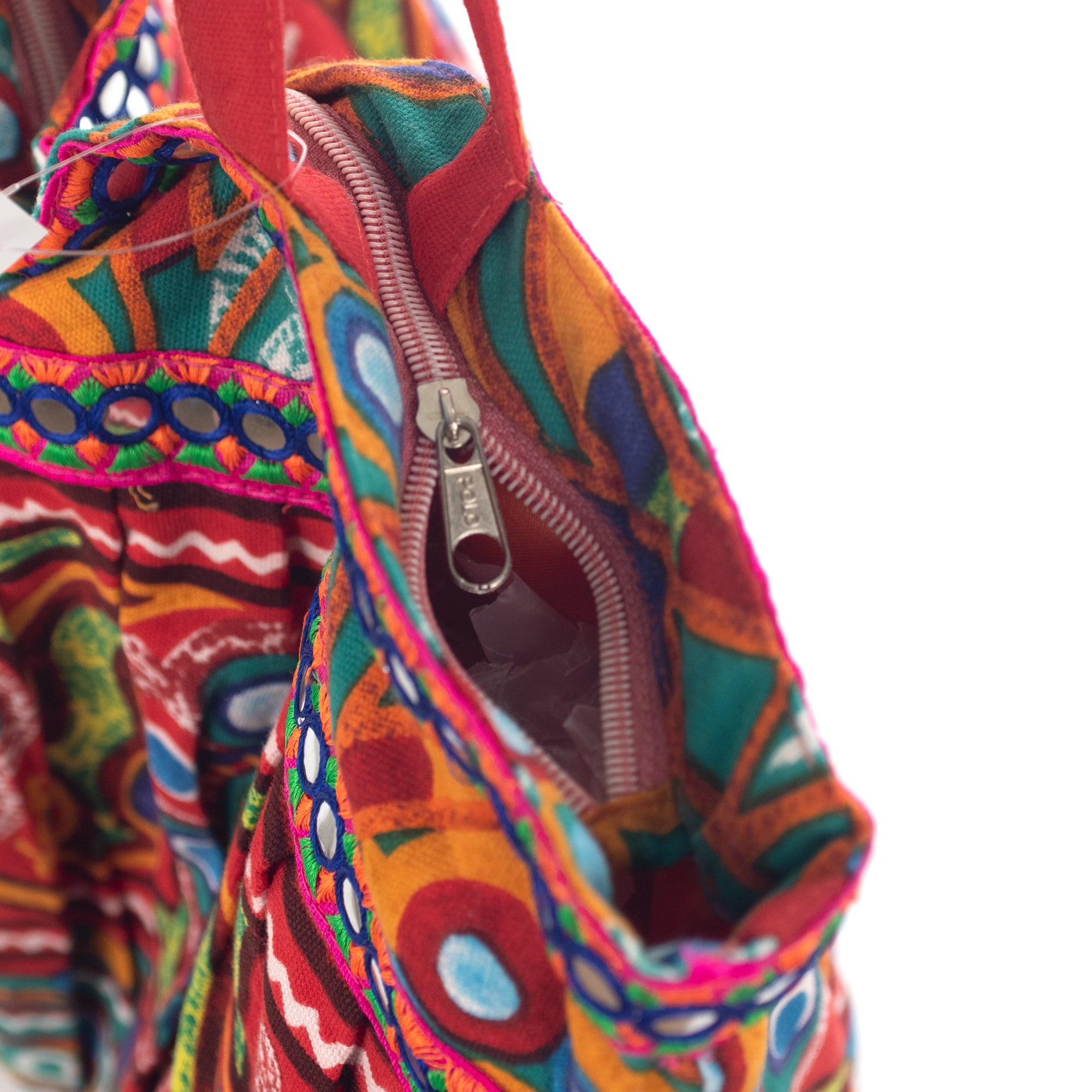 Mala  saco Satira, estampado da marca Isla Bonita pormenor