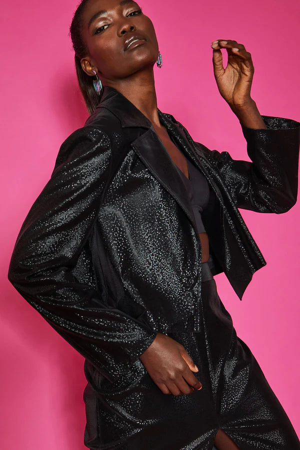 Casaco Jaqueta Preto Brilhante by Jayley look lateral
