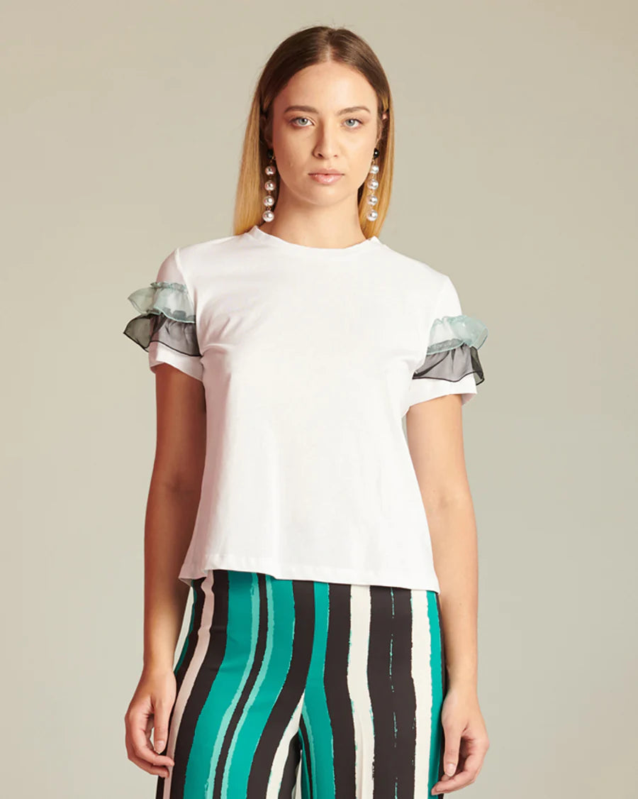 T-shirt Branca  com Folhos nas mangas by Valentina Rio frente
